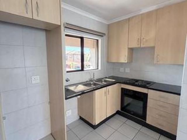 Townhouse for rent in Ekurhuleni, Gauteng
