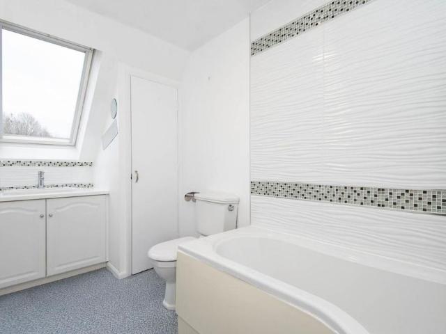 Townhouse for rent in Owlthorpe, Isle Of Man