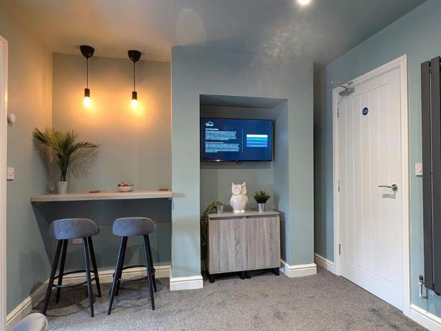 Townhouse for rent in Arkwright Town, Brackenfield