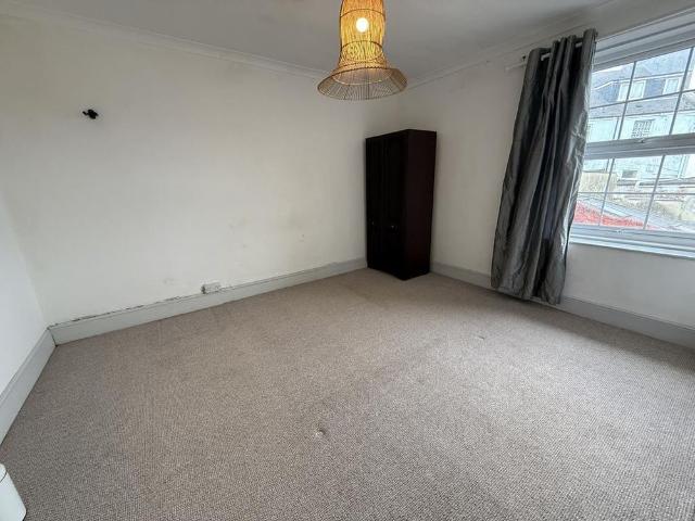 Townhouse for rent in Torre, Babbacombe