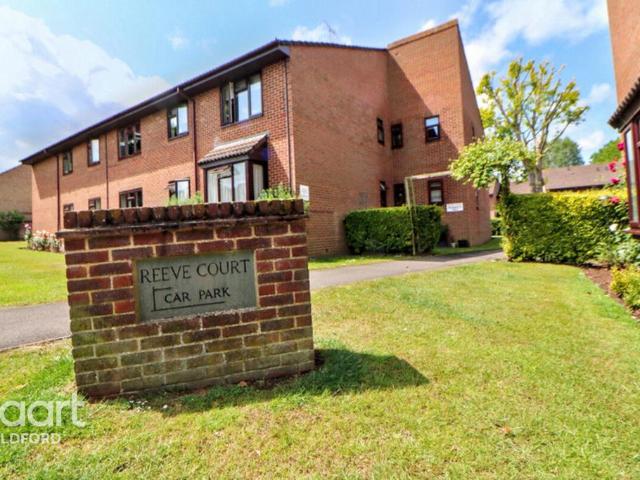 House for rent in Worplesdon, Westborough