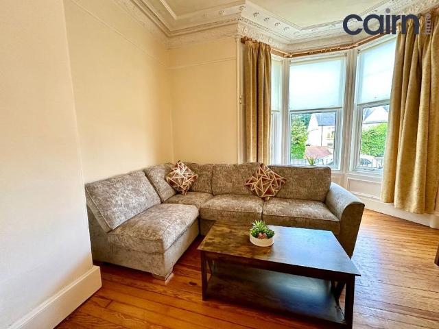 Room for rent in Maryhill Park, Summerston