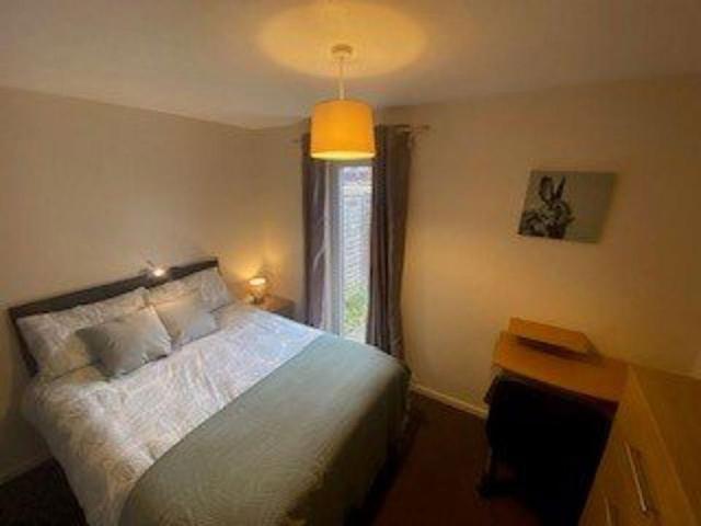 Townhouse for rent in North Bretton, Peterborough