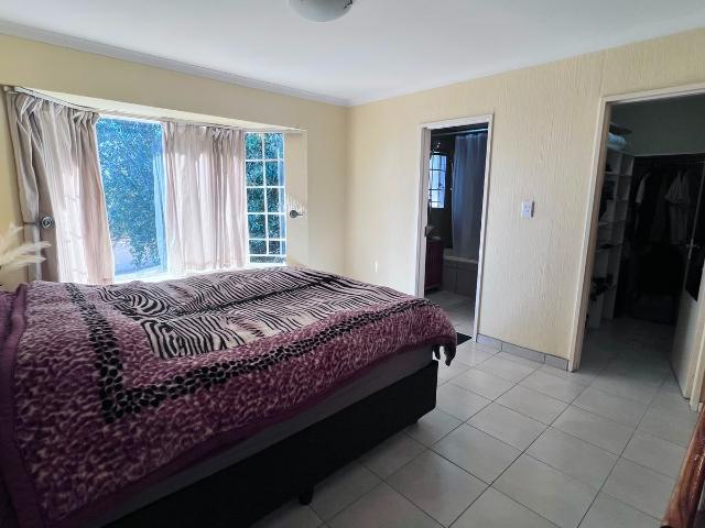 Townhouse for rent in Vosloorus, Gauteng