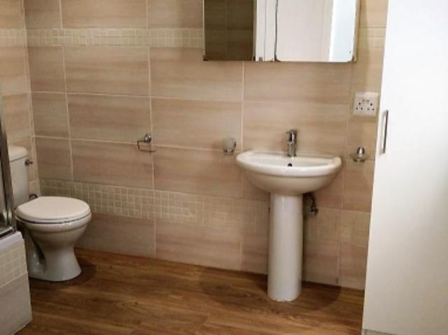 Townhouse for rent in Rosebank, Gauteng