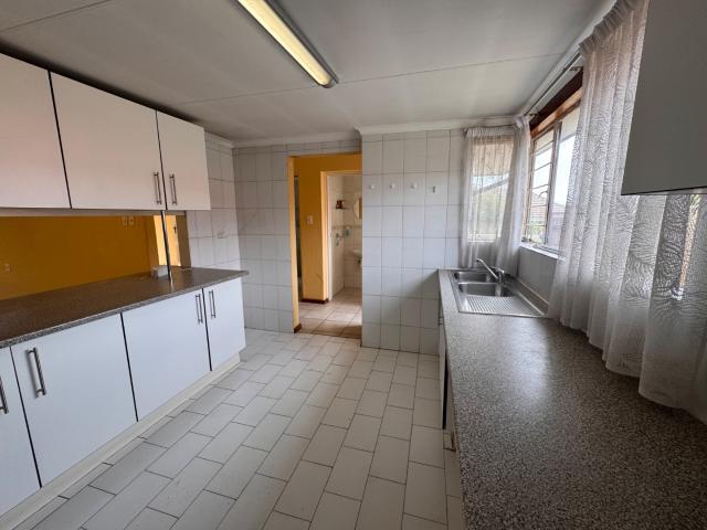 Townhouse for rent in Randburg, Gauteng