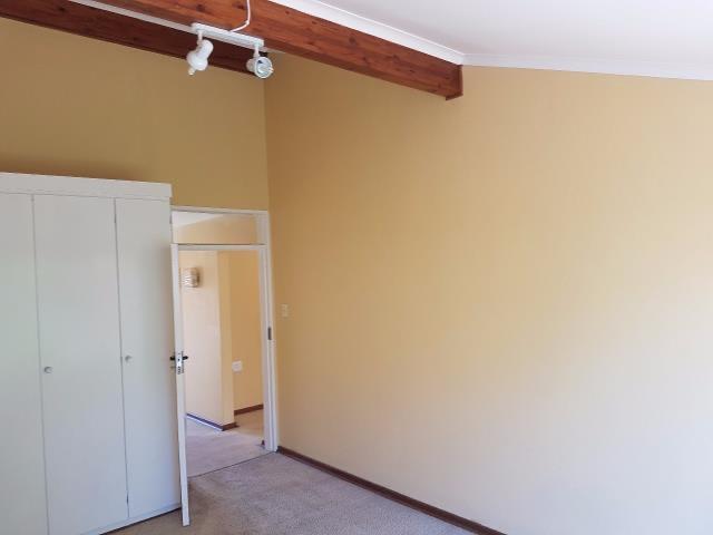 Townhouse for rent in Randburg, Gauteng