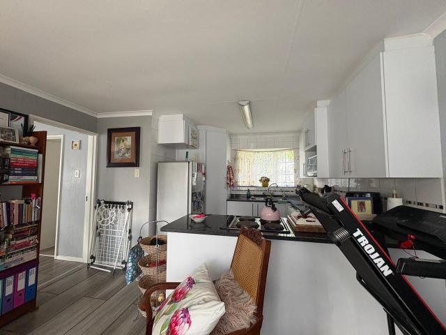 Townhouse for rent in Nooitgedacht, Gauteng