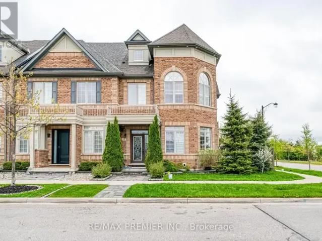 Townhouse for rent in Vaughan