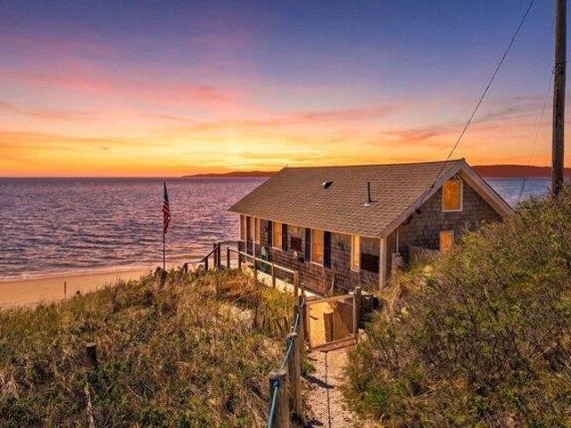 House for sale in North Truro, Massachusetts