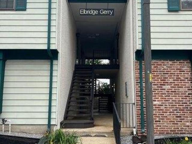 Condo for sale in Turnersville