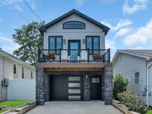 House for sale in Monmouth, New Jersey