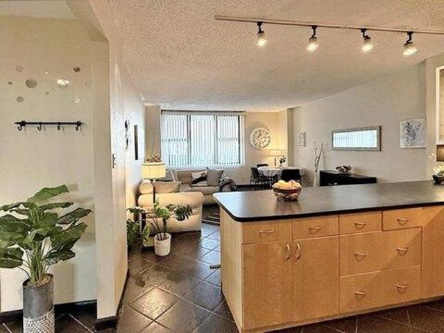 Condo for sale in Union City, Hudson County