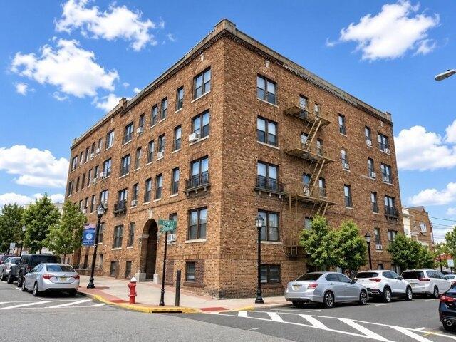 Condo for sale in Union City, Hudson County