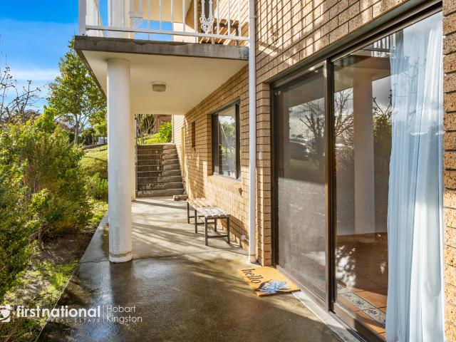 Apartment for rent in Lenah Valley