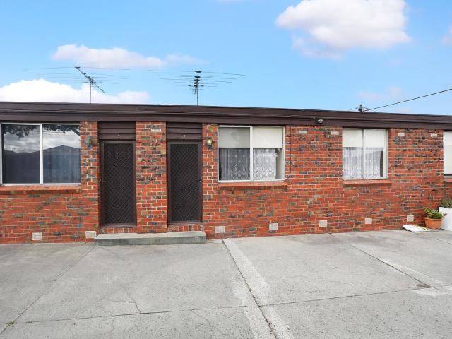 Apartment for rent in Sunshine
