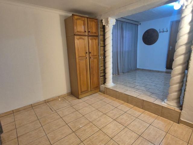 House for rent in Brighton Beach, Durban