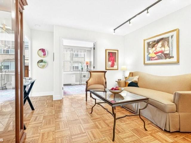 Apartment for sale in Arverne, New York