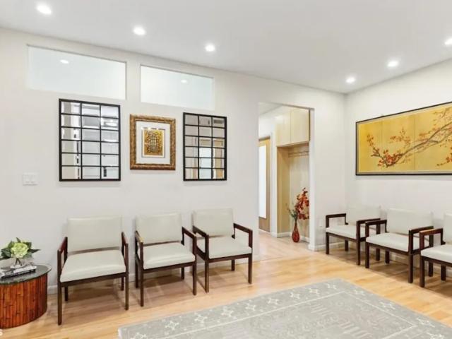 Apartment for sale in Arverne, New York