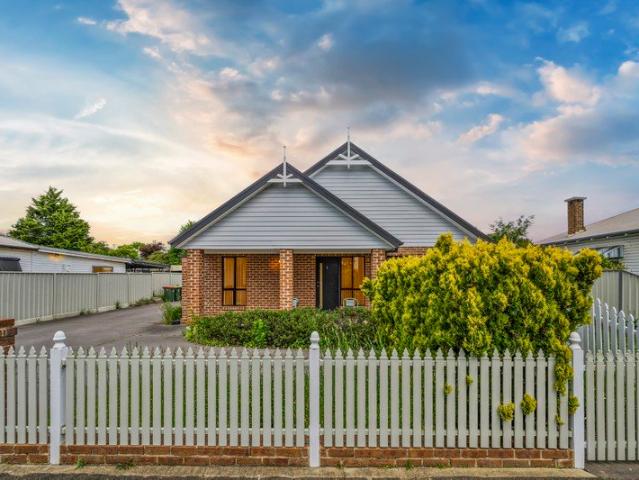 Villa for rent in Orange, New South Wales