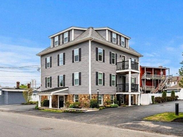 Condo for sale in Wakefield, Massachusetts