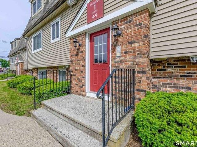 Condo for sale in Wallingford, Connecticut