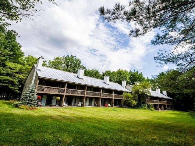 Condo for sale in Warren, Washington County