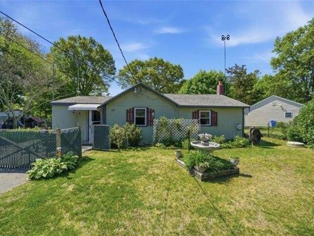 House for sale in Warwick, Rhode Island
