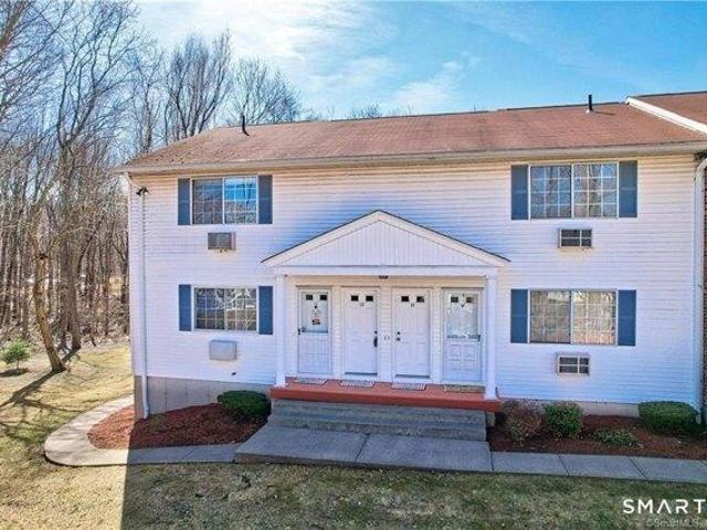 Condo for sale in Waterbury, Connecticut