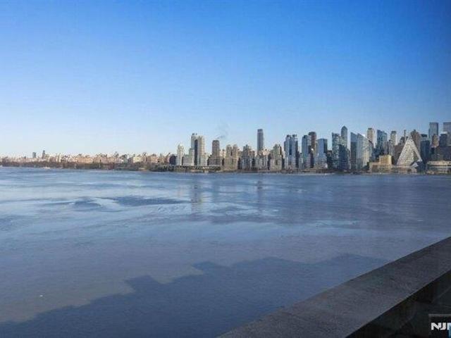 Condo for sale in Hudson, New Jersey