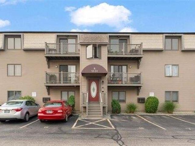 Condo for sale in West Warwick, Rhode Island