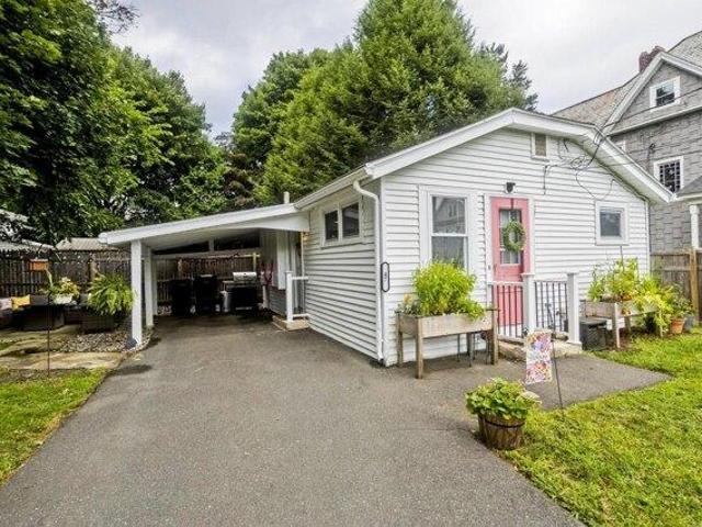 House for sale in Hampden, Massachusetts