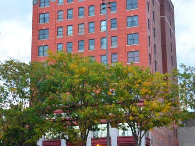 Apartment for rent in Wheeling