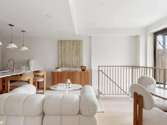 Apartment for sale in Arverne, New York