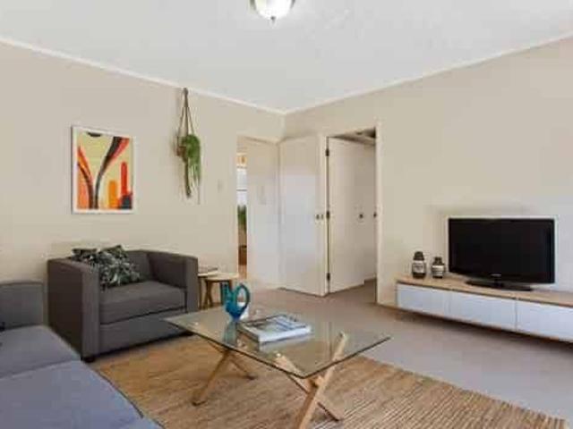 Apartment for rent in Mount Albert, Albert-Eden