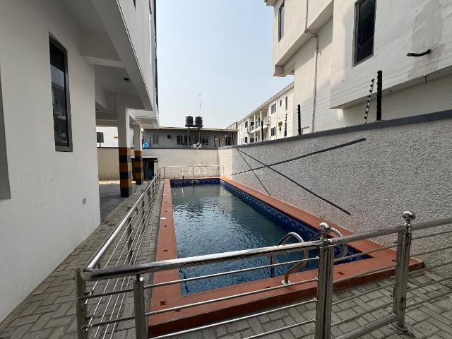 Flat for sale in Eti Osa, Lagos