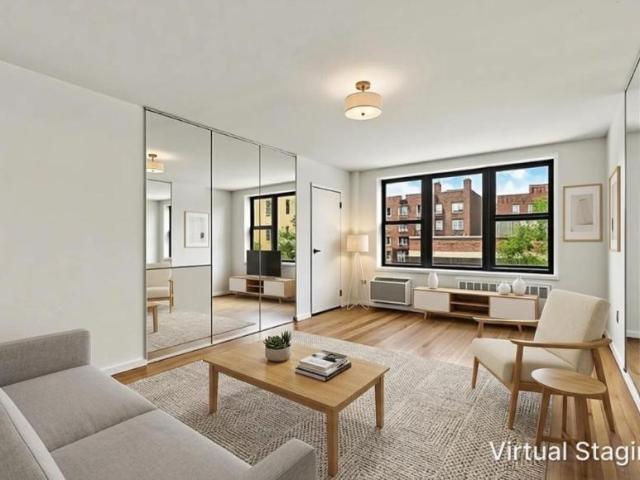 Apartment for sale in Queens, Arverne
