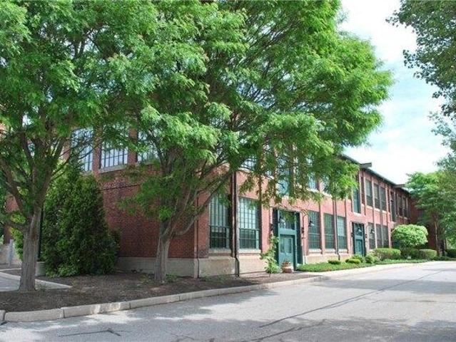 Condo for sale in Woonsocket, Rhode Island