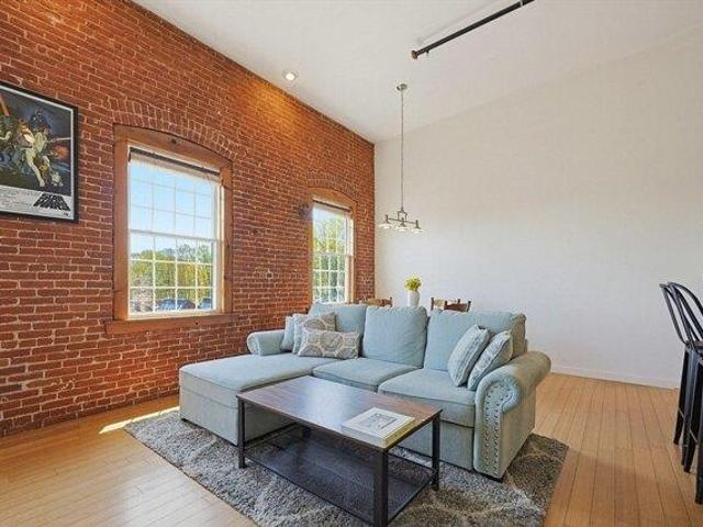 Condo for sale in Worcester, Massachusetts