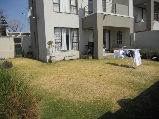 Apartment for rent in Bryanston, Randburg
