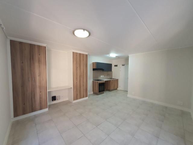 Apartment for rent in Gordon's Bay, Western Cape