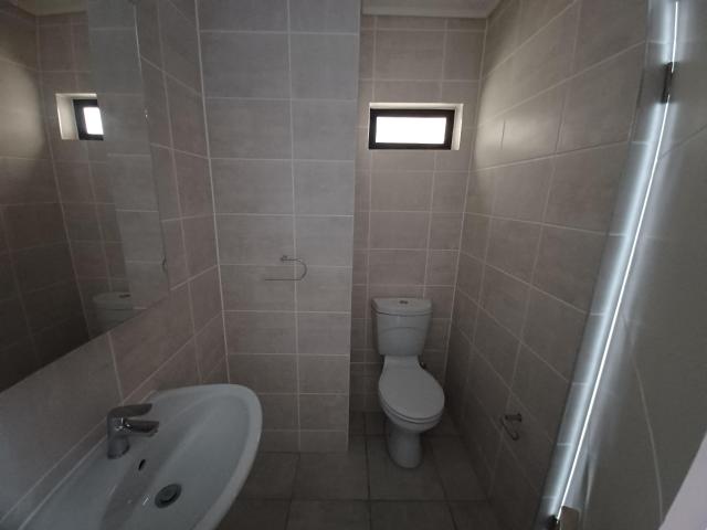 Apartment for rent in Gordon's Bay, Western Cape