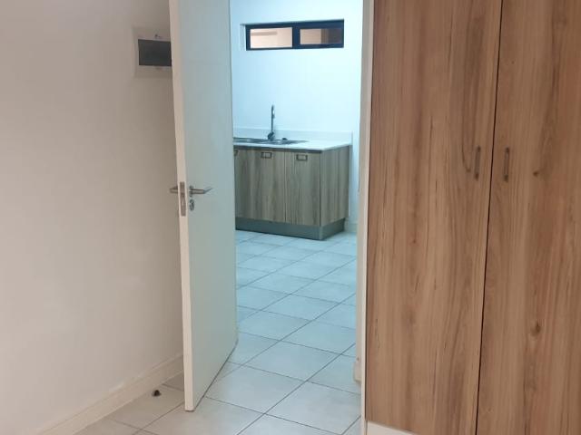 Apartment for rent in Gordon's Bay, Western Cape