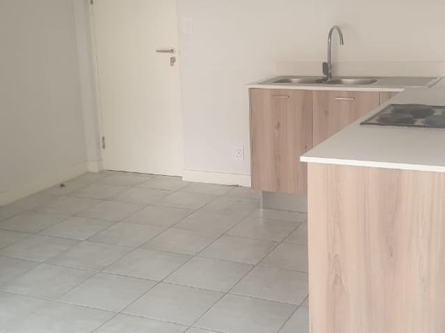 Apartment for rent in Gordon's Bay, Western Cape