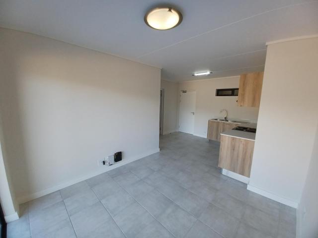 Apartment for rent in Temperance Town, City of Cape Town