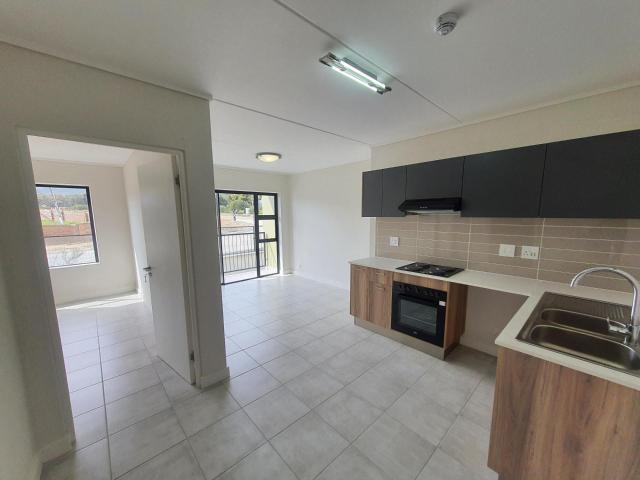 Apartment for rent in Temperance Town, City of Cape Town