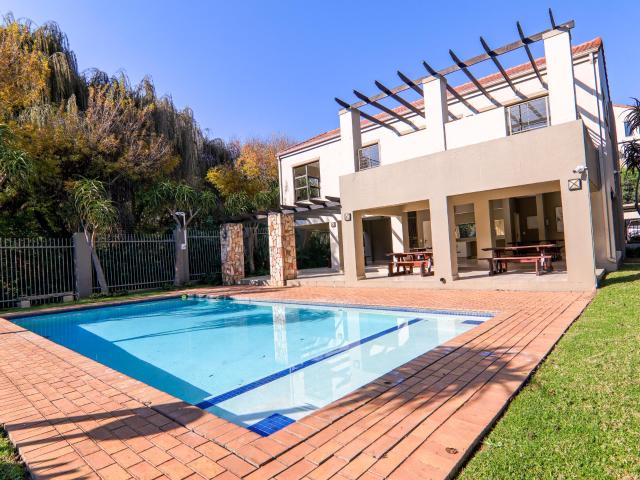 Apartment for rent in Paulshof, Alexandra