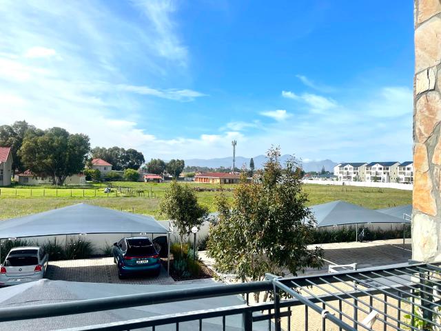 Apartment for rent in Helderzicht, Somerset West