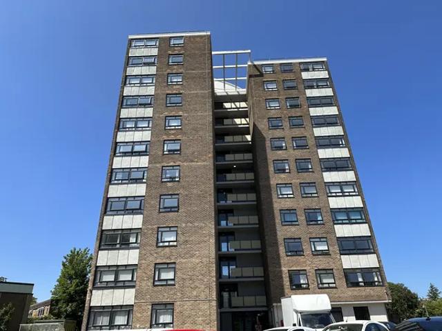 Apartment for rent in Calderstones