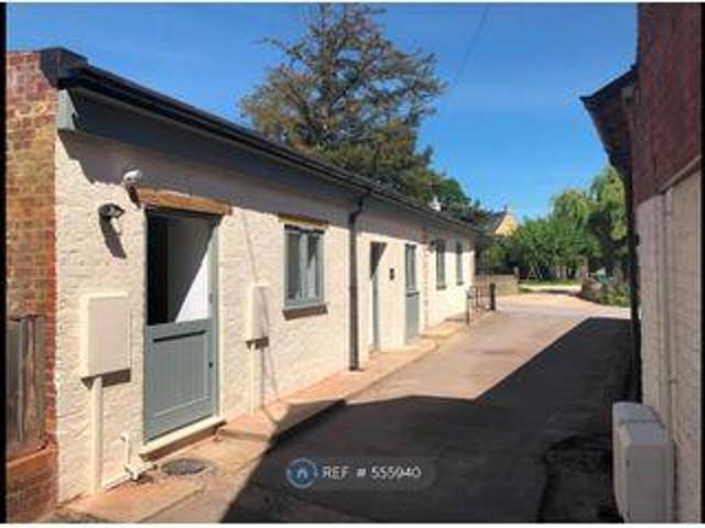 House for rent in School House, Gloucestershire